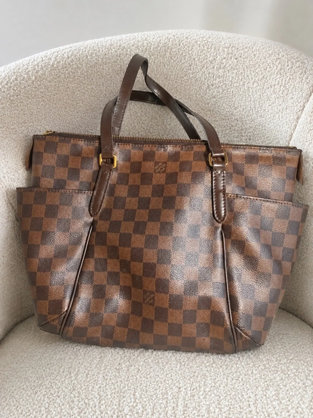Louis Vuitton Damier Ebene Totally MM Shoulder Tote Bag
